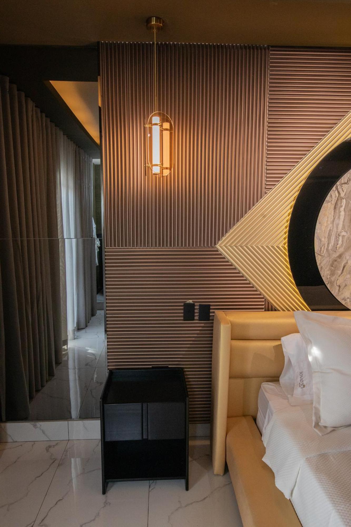 Lovera Hotel Сантьяго-де-лос-Кабальерос Экстерьер фото