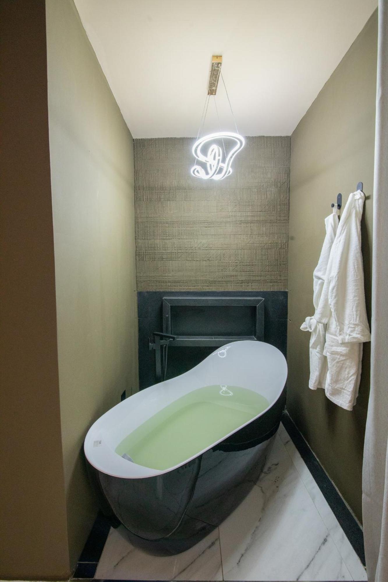 Lovera Hotel Сантьяго-де-лос-Кабальерос Экстерьер фото